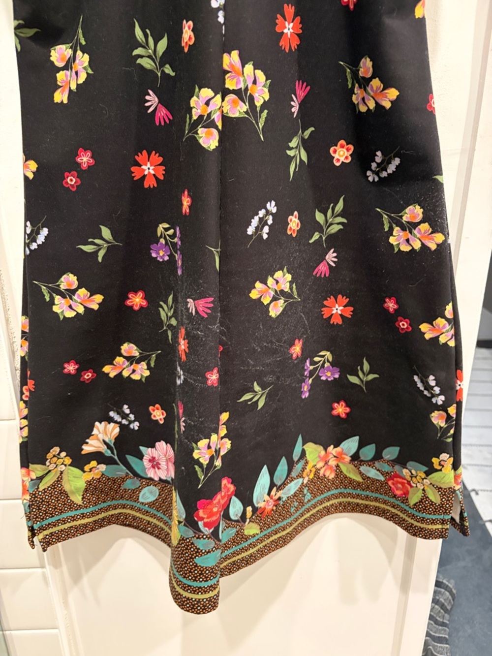 Johnny Was Black Floral Sleeveless Shift Dress with Embellished Collar - Picture 3 of 8